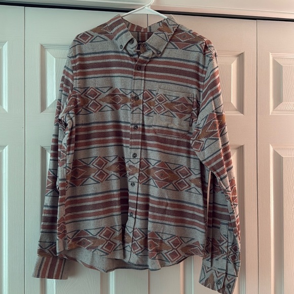 Men’s flannel. Never worn. Size medium - Picture 1 of 2